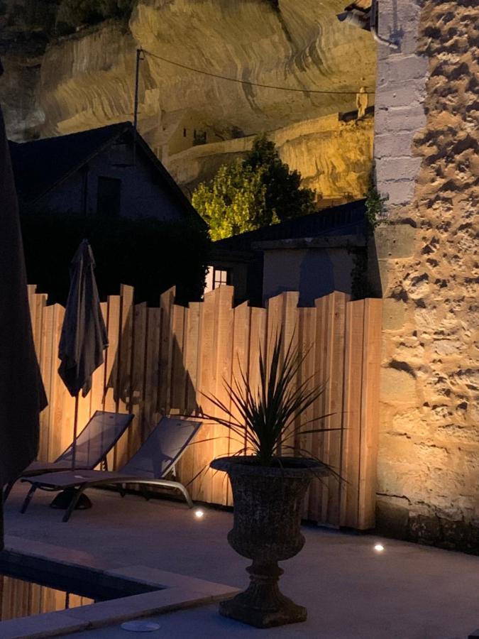 Les Appartements D Artiste De La Villa Du 15 - Restaurant La Maison - Piscine Chauffee Les Eyzies Exterior foto